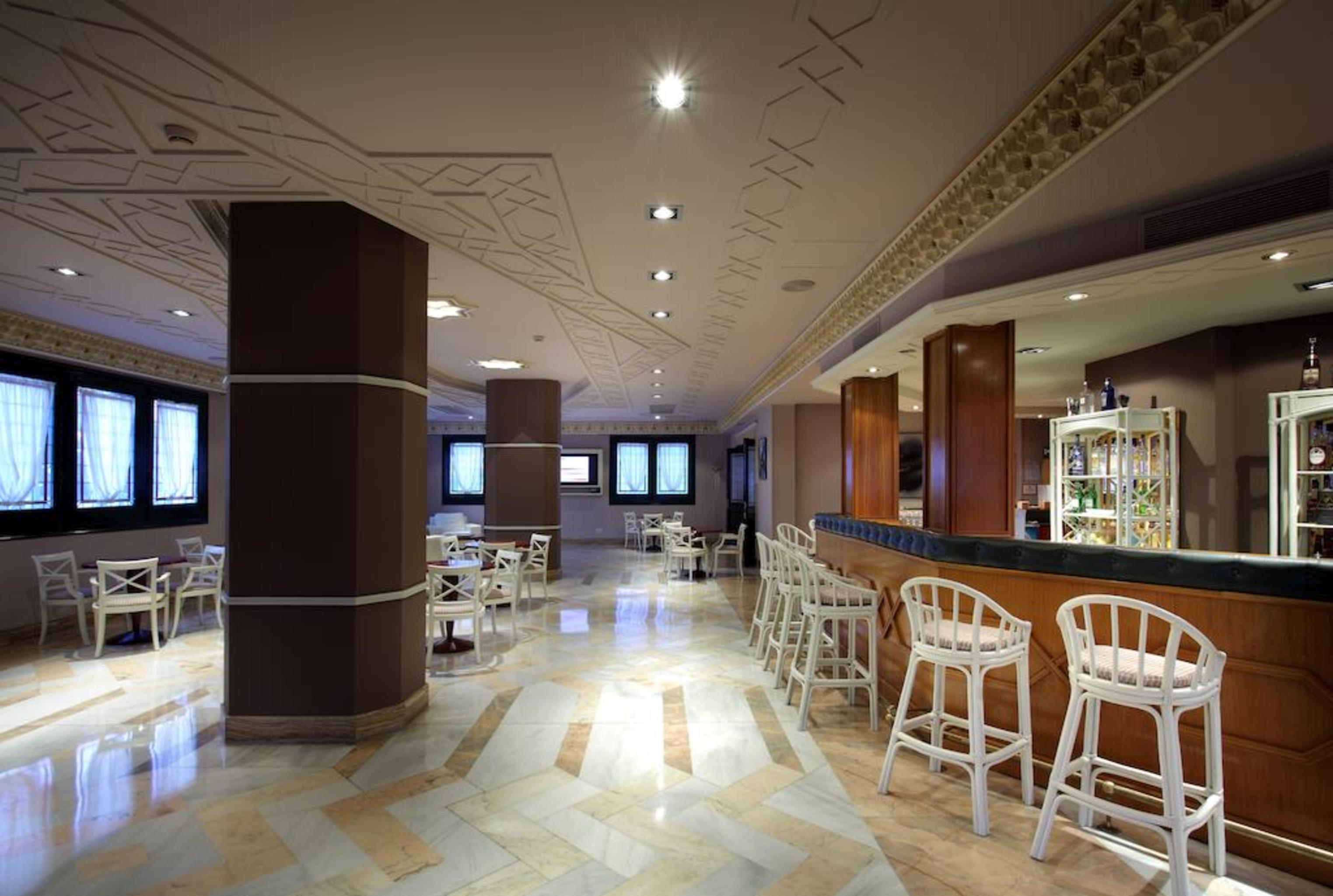 Hotel Abades Benacazon Exterior photo