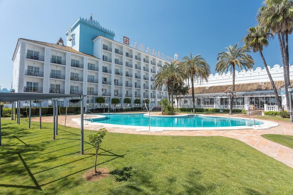 Hotel Abades Benacazon Exterior photo