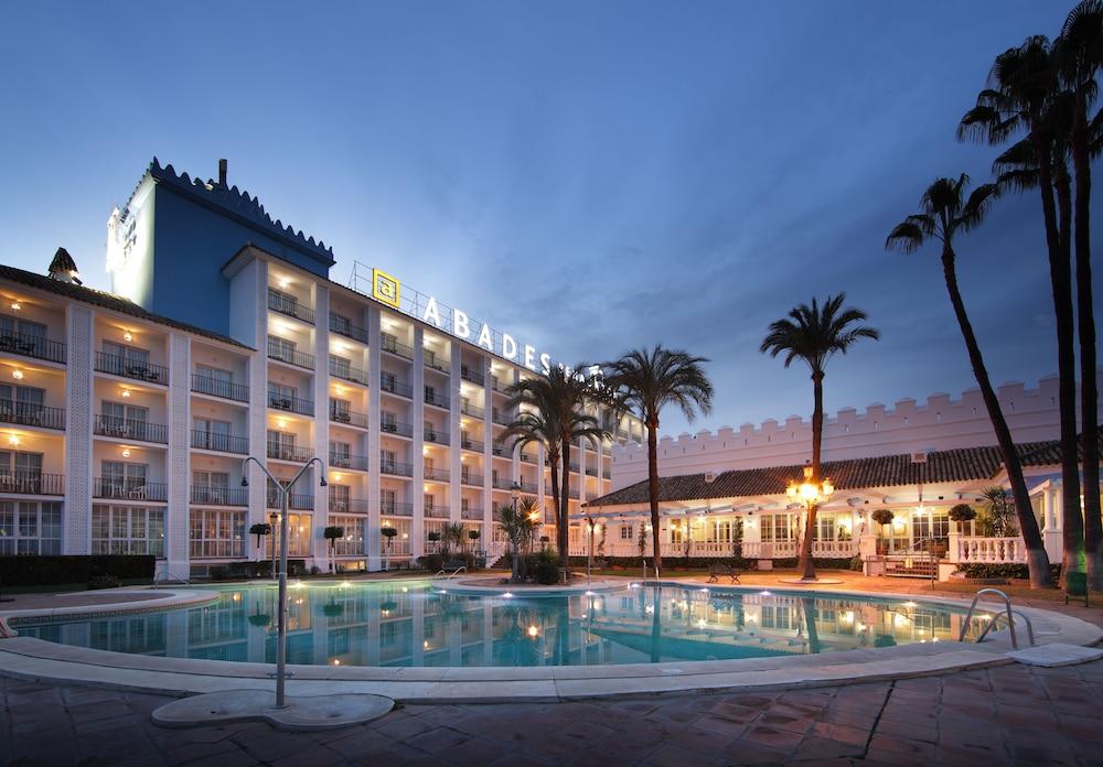 Hotel Abades Benacazon Exterior photo