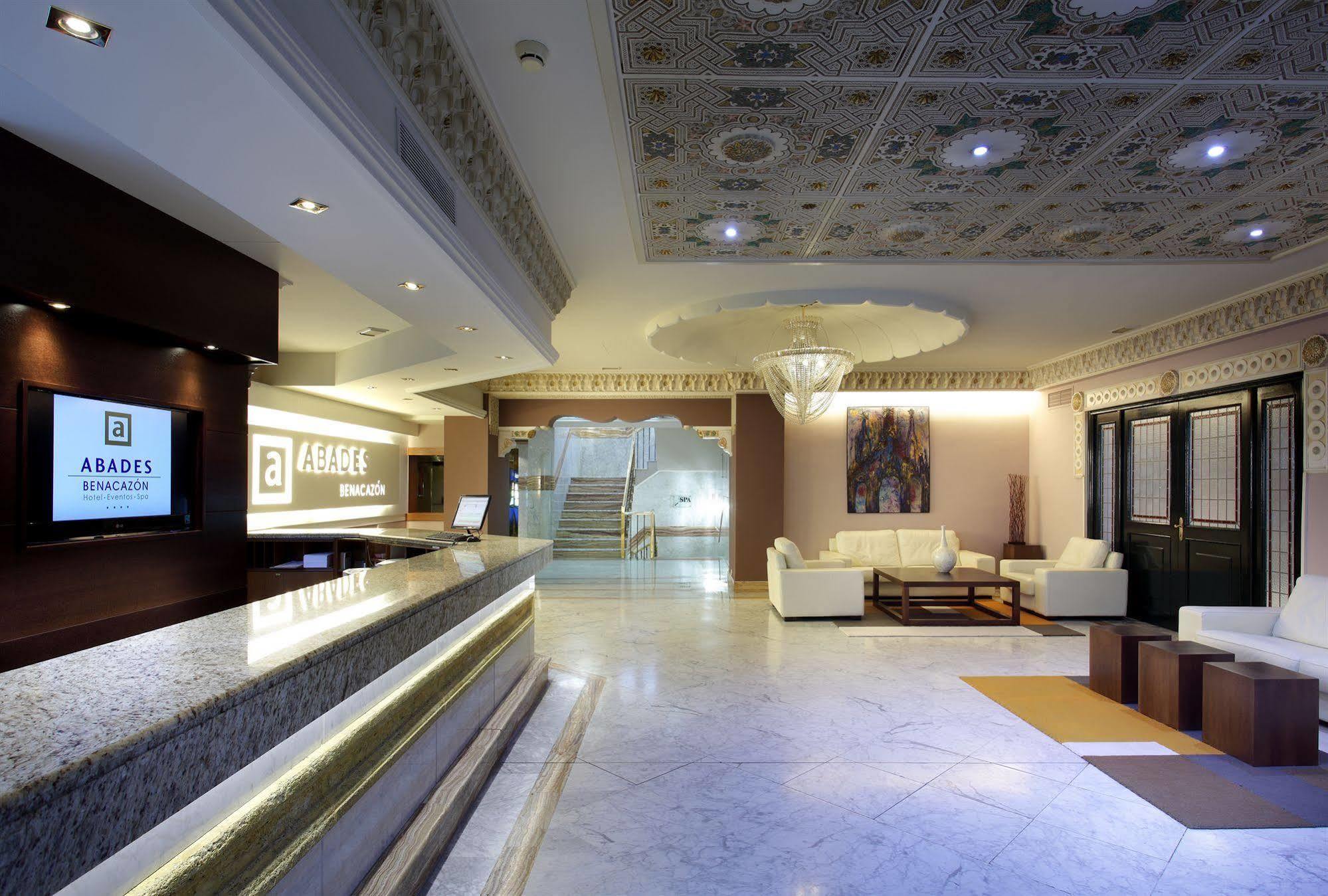 Hotel Abades Benacazon Exterior photo